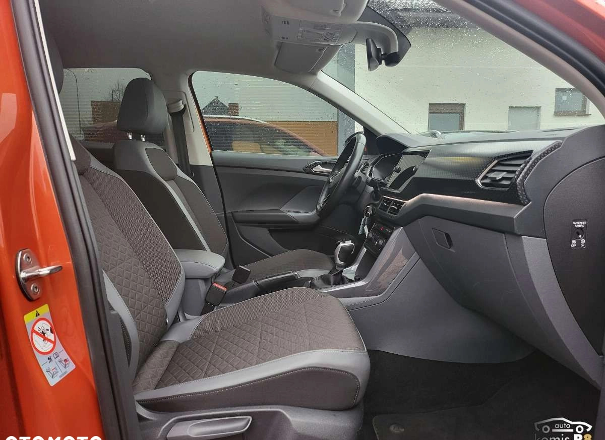 Volkswagen T-Cross cena 76900 przebieg: 41914, rok produkcji 2019 z Podkowa Leśna małe 631